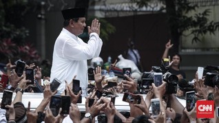 'People Power', Amien Rais dan Wajah Muram Istana Kertanegara