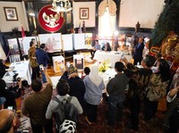 Di Washington DC, Jokowi Taklukkan Prabowo