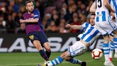 Barcelona hanya butuh dua menit untuk kembali unggul melalui gol Jordi Alba yang melepaskan tendangan keras ke pojok kiri gawang usai menerima umpan Lionel Messi. (REUTERS/Albert Gea)
