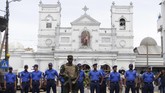 Direktur Rumah Sakit Nasional Kolombo Samindi Samrakoon mengatakan dia mengetahui setidaknya 20 tewas dan 280 orang dirawat di rumah sakit tersebut. (AP Photo/Eranga Jayawardena)