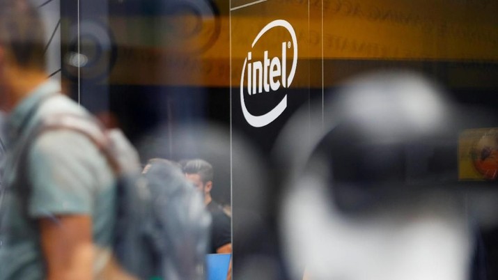 FILE PHOTO: The Intel logo is shown at E3, the world's largest video game industry convention in Los Angeles, California, U.S. June 12, 2018. REUTERS/Mike Blake/File Photo  GLOBAL BUSINESS WEEK AHEAD