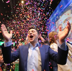 Volodymyr Zalenskiy: Dari Pelawak Kini Jadi Presiden Ukraina