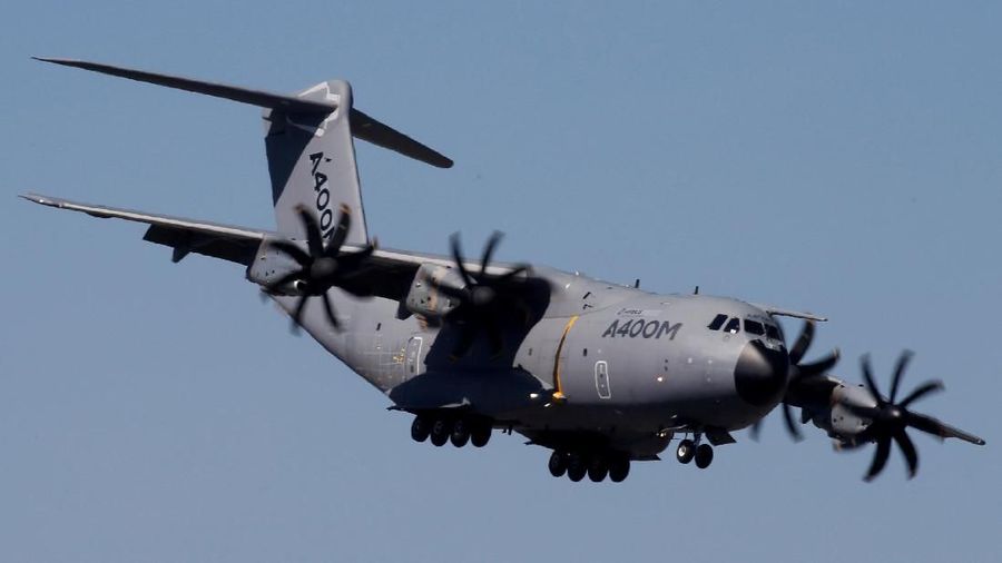 Pertamina disebut membeli Airbus A400 untuk kargo BBM satu harga