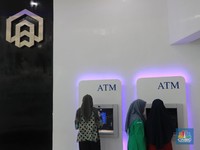 Saat Mesin ATM Canggih Menggantikan Kantor Cabang Bank