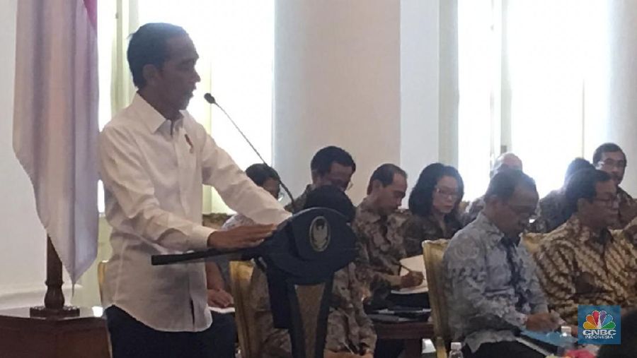Presiden Joko Widodo (Jokowi) memimpin Sidang Kabinet Paripurna di Istana Kepresidenan Bogor, Jawa Barat, Selasa (23/4/2019) pagi.