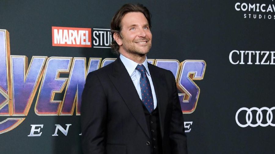 Chris Hemsworth 'Thor' menjadi nomor 1 dalam deretan jagoan Marvel terkaya dengan kekayaan US$ 76,4 juta atau Rp 1 triliun selama setahun ini. 