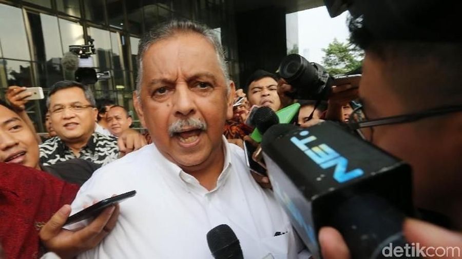 Direktur Utama PT PLN (Persero) Sofyan Basir ditetapkan sebagai tersangka oleh Komisi Pemberantasan Korupsi (KPK) atas dugaan tindak korupsi proyek PLTU Riau I.