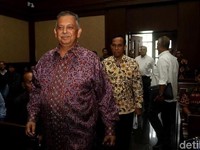 Sofyan Basir Dinonaktifkan, Muhammad Ali Jadi Plt Dirut PLN