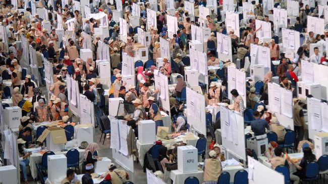 Petugas Pemilu di Surabaya Wafat Usai Kelelahan Kerja 27 Jam