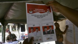 KPU Santuni 10 Petugas KPPS Meninggal di Bekasi Rp360 Juta