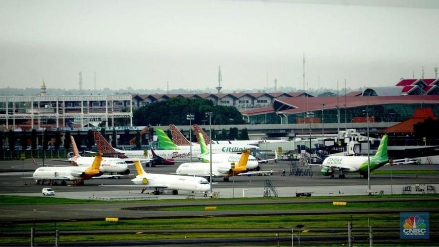Kita memiliki banyak alasan untuk melakukan perjalanan, entah itu kebutuhan bisnis, pendidikan, liburan, atau pun urusan keluarga.