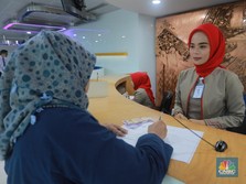 Ditinggal Nasabah, Benarkah Cabang Bank Terus Berkurang?