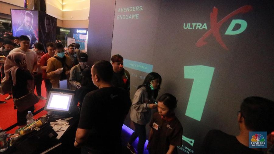 Avengers Endgame mulai tayang di bioskop RI hari ini, sejak subuh bioskop mulai buka dan diserbu pengunjung