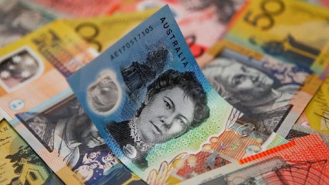 Rupiah 'Ngamuk', Dolar Australia Ambles 2% ke Rp 9.800 - CNBC Indonesia