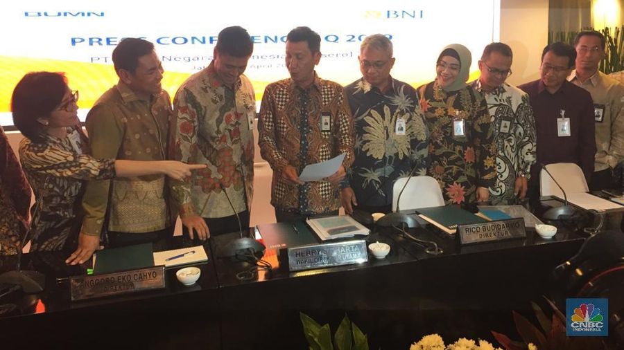 Kementerian BUMN menyatakan pembentukan holding perbankan akan direalisasikan semester I-2019.
