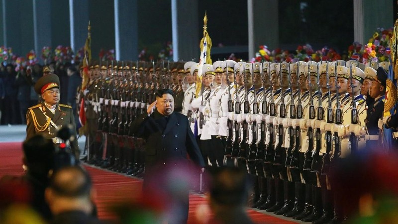 Pemimpin Korea Utara Kim Jong Un tiba di Rusia untuk bertemu Presiden Vladimir Putin.