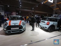Intip Deretan Mobil di Atas Rp 1 Miliar di IIMS 2019