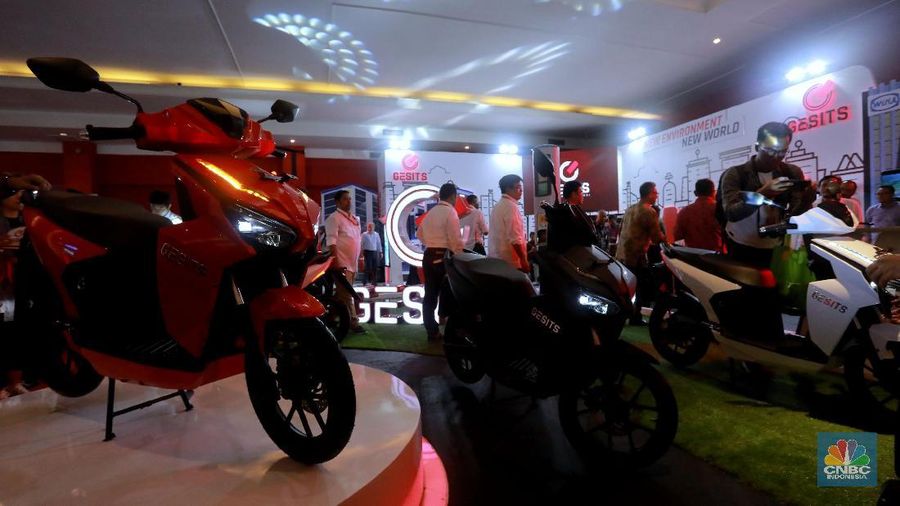 Motor listrik Gesits tampil dalam forum Indotrans Expo.