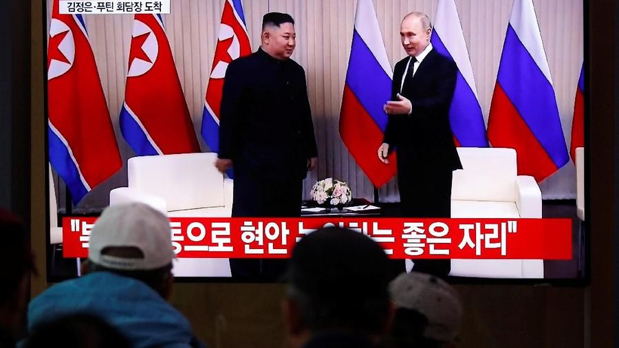 Pemimpin Korea Utara Kim Jong Un dan Presiden Rusia Vladimir Putin bertemu, Kamis (25/04/2019).