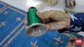Beberapa hal yang dipelajari dalam metode konservasi tekstil yakni perawatan rutin, identifikasi kerusakan, cara perbaikan, dan penyimpanan. (CNN Indonesia/Adhi Wicaksono)