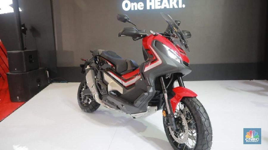 Penjualan motor berjenis skuter matic (skutik) diperkirakan masih akan menjadi primadona penjualan motor di tahun 2020.