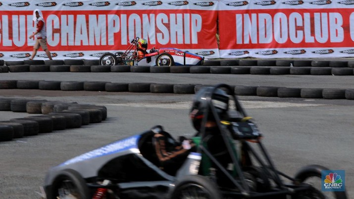 Mirip Formula 1 Serunya Adu Balap  Mobil  Listrik di IIMS 2019