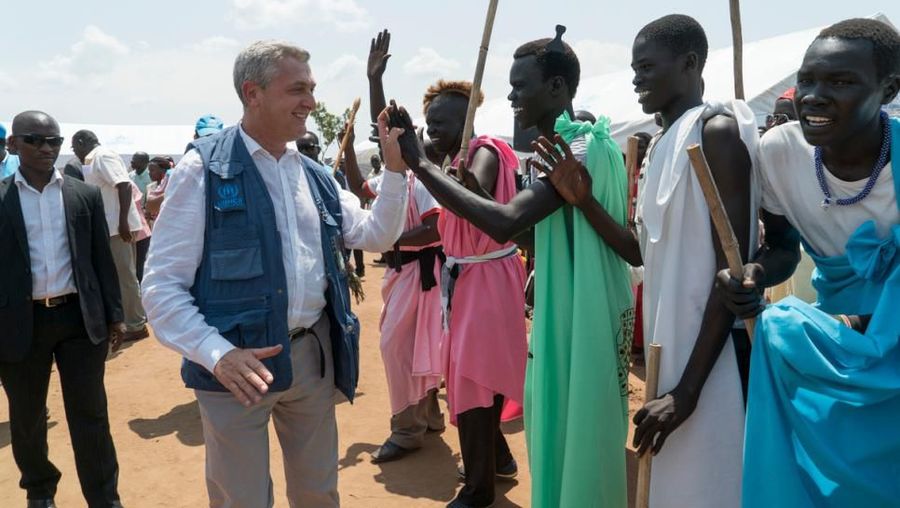 UNHCR menerbitkan Dana Zakat untuk Pengungsi.