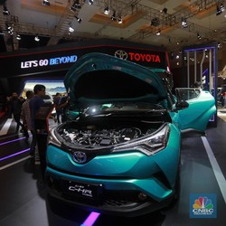 Toyota Janji Mau Investasi Rp28 T Bikin Mobil Listrik di RI