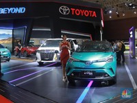 Pabrik Mobil-Motor Astra Bertahan, yang Lain Tumbang