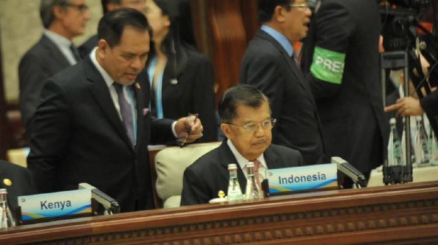 Wakil Presiden Jusuf Kalla menyebut kinerja dua BUMN energi yakni PLN dan Pertamina lesu belakangan terakhir.