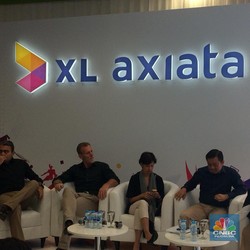 Ada Crossing Jumbo di Saham EXCL, Nilainya Sampai Rp9,8T!