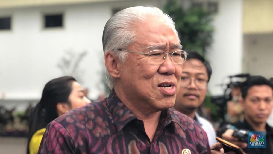 KPK melakukan pemanggilan terhadap Menteri Perdagangan Enggartiasto Lukita terkait kasus suap bidang pelayaran yang menjerat Bowo Sidik Pangarso.