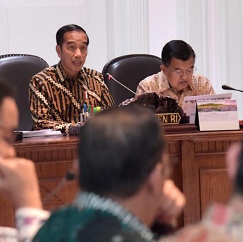 Saat Jokowi Pimpin Rapat Perpindahan Ibu Kota