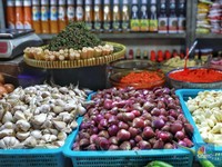 Harga Bahan Pangan Mulai Turun, Kecuali Gula Pasir