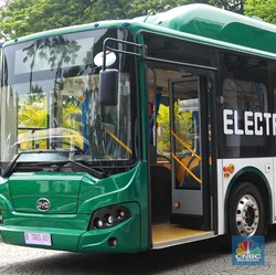 Harga Bus Listrik TransJakarta Selangit, Tarifnya Bagaimana?