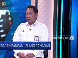 Regulasi & Anggaran Hambat Bulog Serap Produksi Petani
