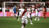 Berkat tiga poin dari laga lawan Real Madrid, Rayo Vallecano masih punya kesempatan untuk lolos dari jerat degradasi. (Photo by BENJAMIN CREMEL / AFP)