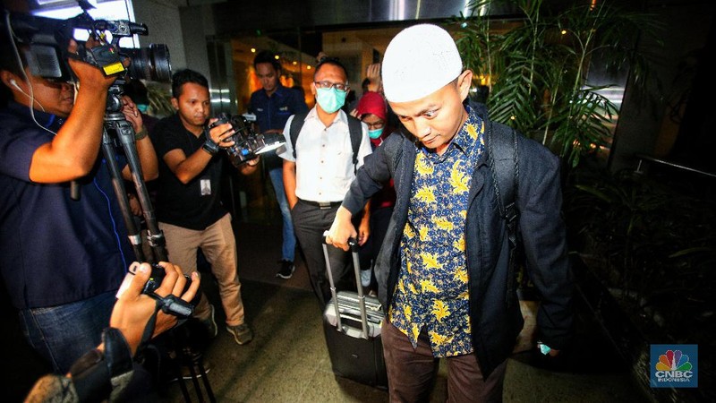 Penggeledahan tersebut diketahui berkaitan dengan kasus suap yang menjerat anggota Dewan Perwakilan Rakyat (DPR), Bowo Sidik Pangarso.