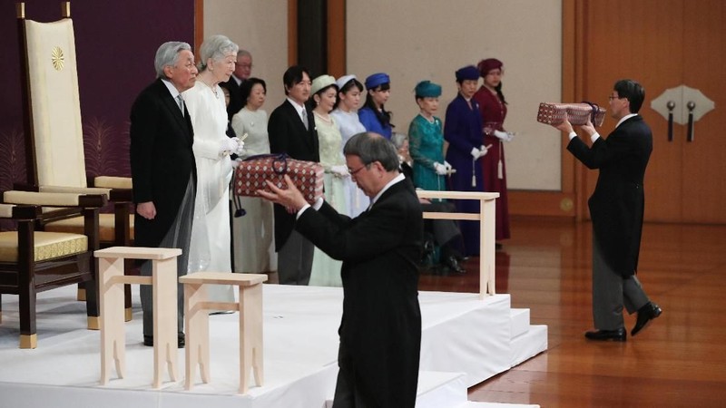 Momen resmi saat Putra Mahkota Naruhito naik takhta juga akan menandai dimulainya era kekaisaran baru di Jepang, yang disebut sebagai 'Reiwa'.