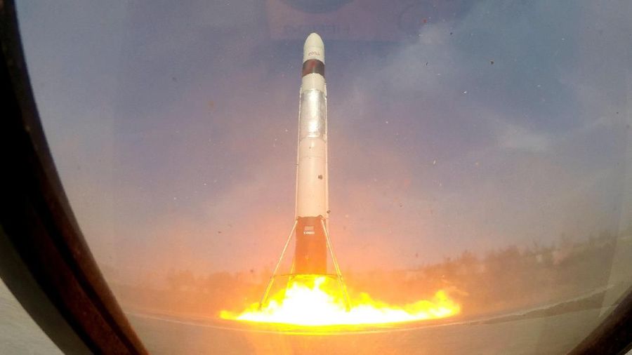 LinkSpace's reusable rocket RLV-T5, also known as NewLine Baby, blasts off  during a test launch on a vacant plot of land near the company's development site in Longkou, Shandong province, China, April 19, 2019. REUTERS/Jason Lee  SEARCH 