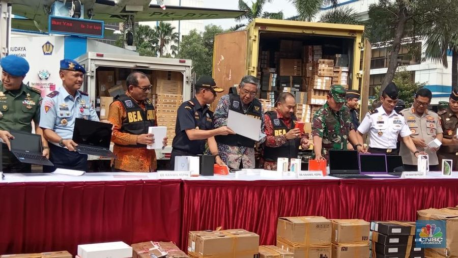 Para penyelundup menggunakan HSC dengan kecepatan 60 knot.
