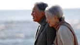 Setelah turun tahta, dalam pernyataan terakhirnya Akihito berharap kekaisaran yang dipimpin Putra Mahkota Naruhito, bisa membuat Jepang tetap makmur.(REUTERS/Issei Kato)