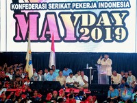 Prabowo Berpantun & Berpidato Berapi-api di Acara Hari Buruh