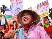 May Day 2019: Pekerja Wanita Menuntut Perbaikan Kesejahteraan