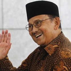 Habibie Jinakkan Dolar dari Rp16.800 Jadi Rp6.550, Ini Rahasianya