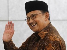OC Kaligis Beli HP Tak Ada Sinyal, Habibie Harus Turun Tangan