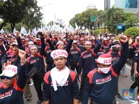Harus Cair Paling Lambat H-7 Lebaran, Berapa THR Swasta?