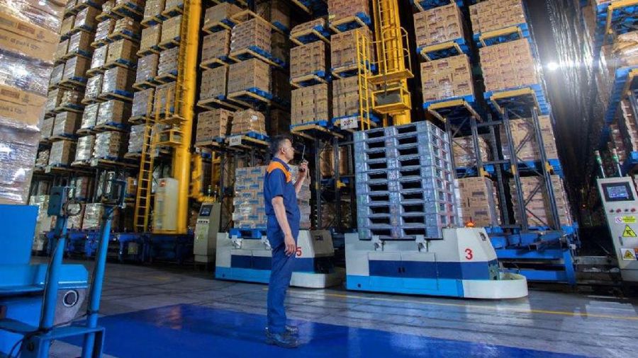 Transaksi saham PT Ultra Jaya Industry & Trading Company Tbk (ULTJ) mencapai Rp 744,4 miliar.