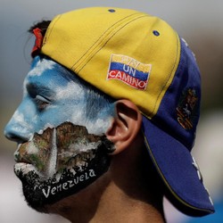 Venezuela Karantina Tujuh Bagian Negara karena Pandemi Corona