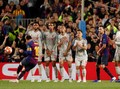 Tendangan Bebas Messi Buat Liverpool Merana